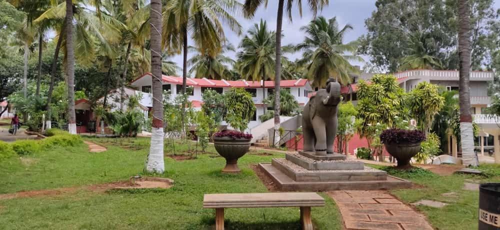 Sambhram Roost Resort Bangalore Bagian luar foto